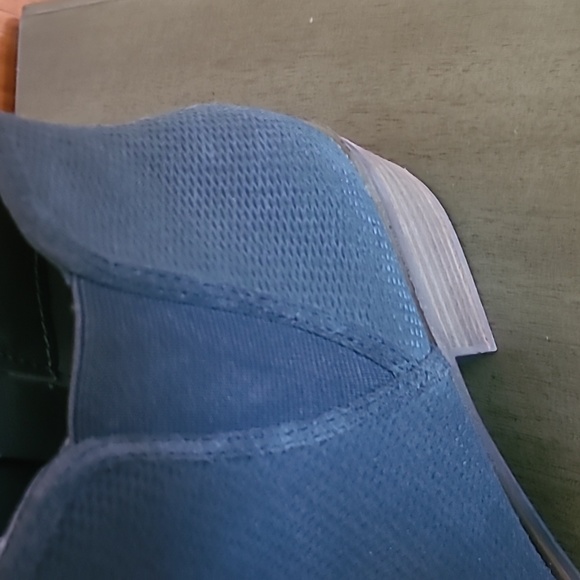 KENSIE 8 1/2 gray ankle boot - Picture 8 of 10